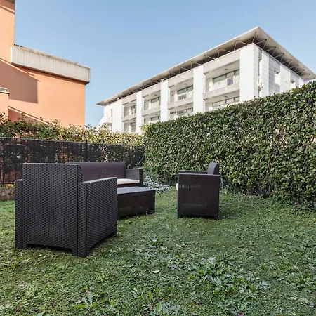 Cascinale - Con Piscina Lejlighed Peschiera del Garda